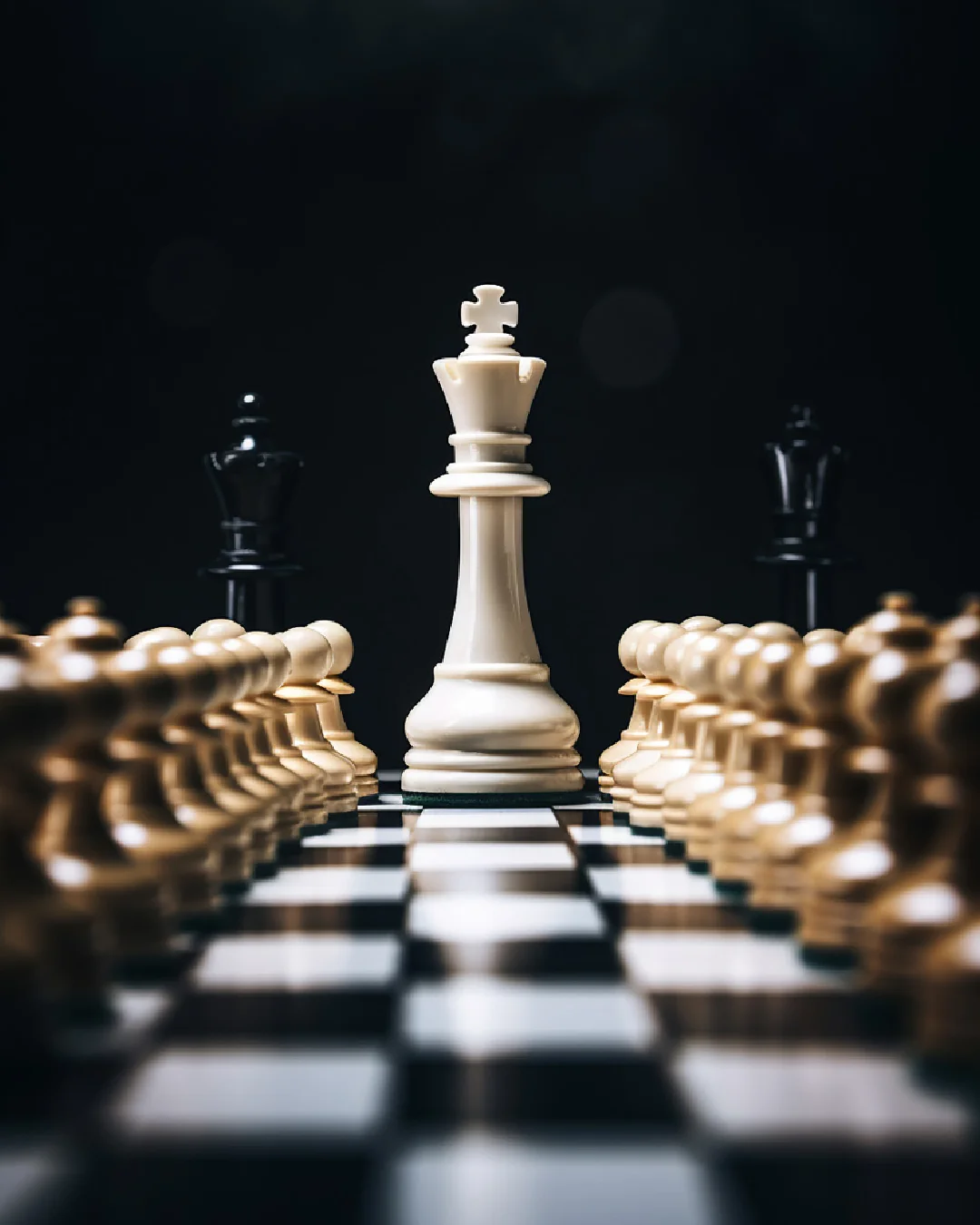 Hangout At Neral Chess